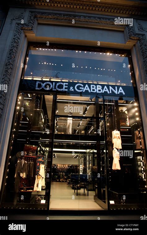 dolce and gabbana paris locations